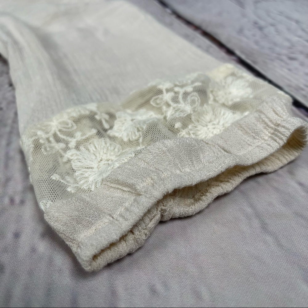 EM women's lightweight beige peasant style boho 3/4 sleeve top lace, size M - Picture 16 of 16